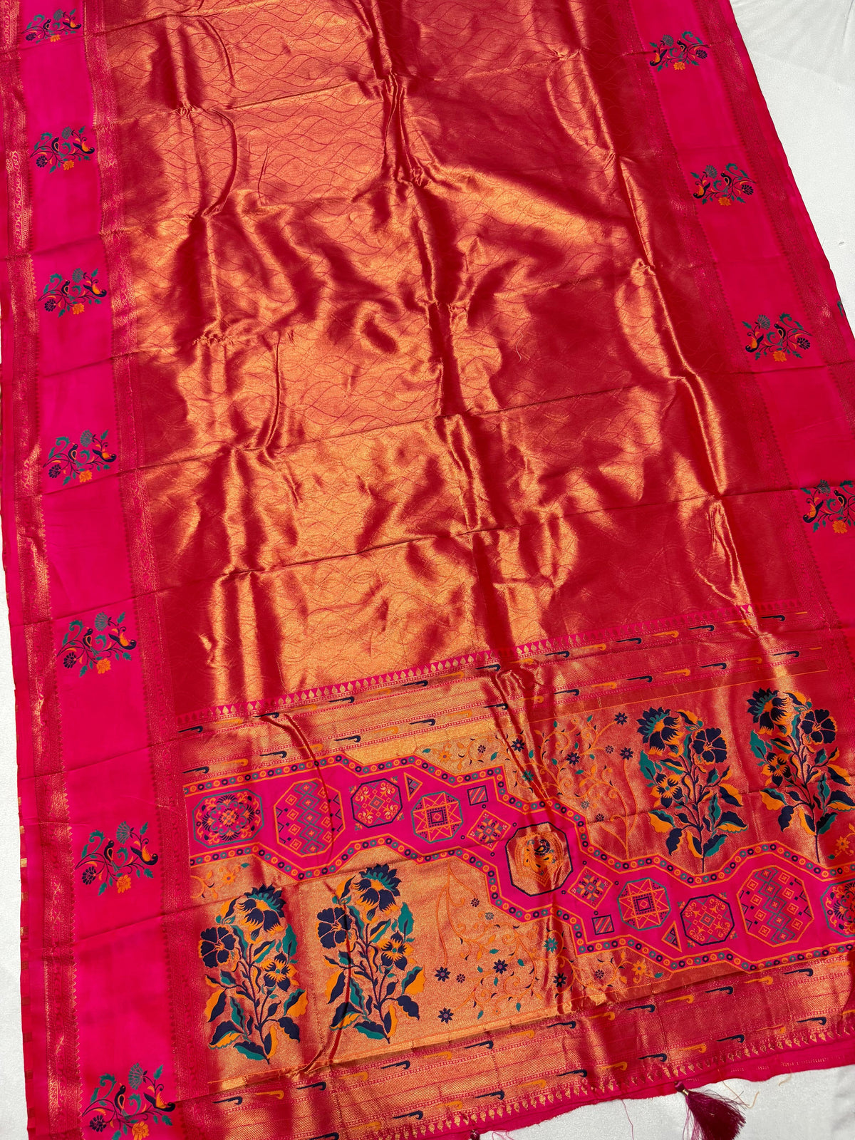 Premium Kanchipuram Soft Silk Saree with Contrast Blouse