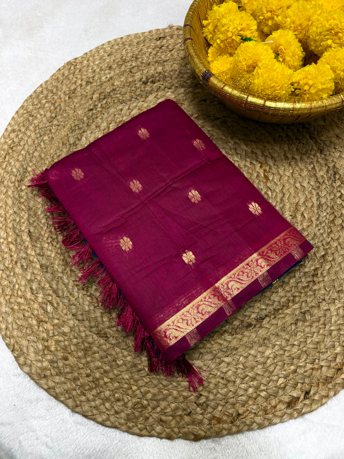 Star Butti Maheshwari Cotton Silk Saree with Rich Pallu & Tassels