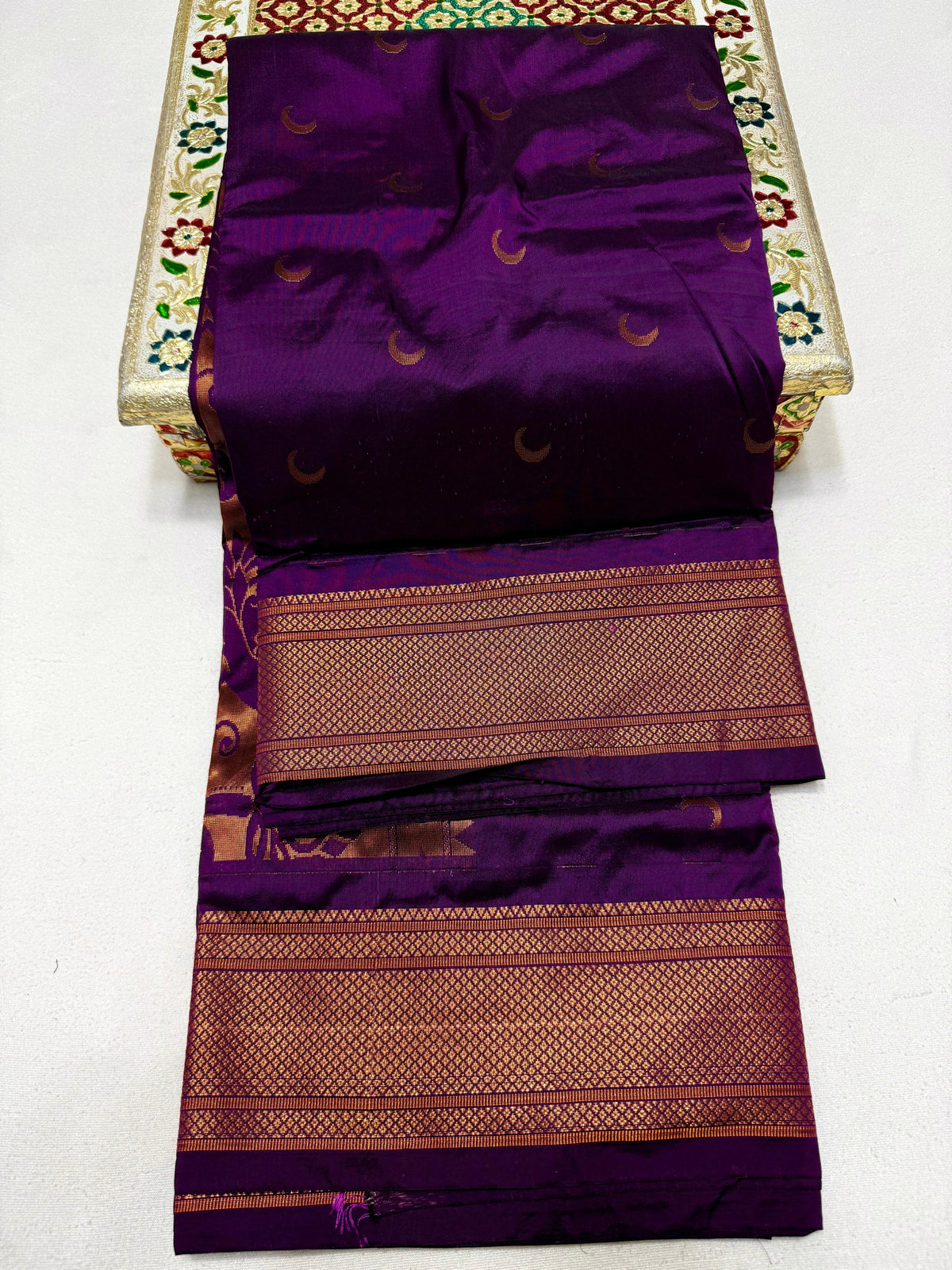 Chandrakor Kalanjali Paithani Silk Saree