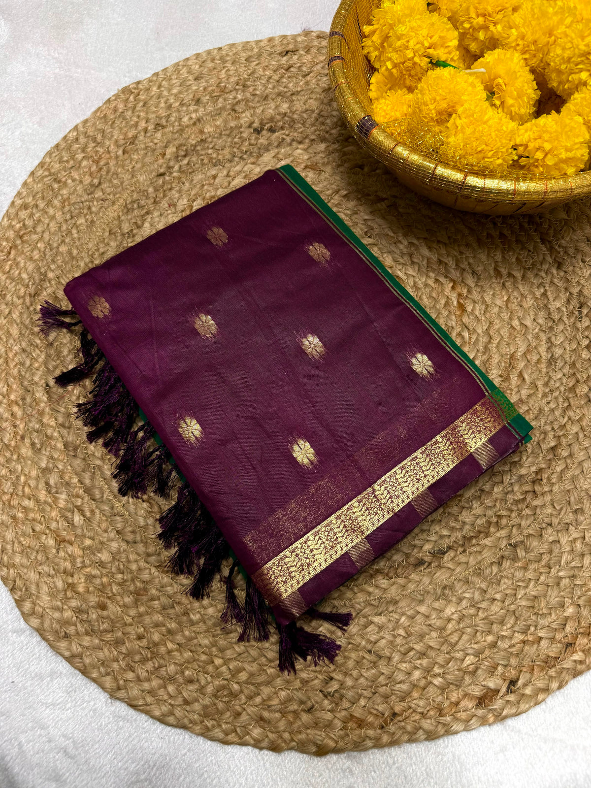 Star Butti Maheshwari Cotton Silk Saree with Rich Pallu & Tassels